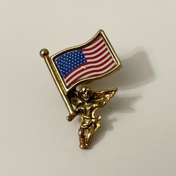 Vintage Angel with US American Flag Patriotic Pin - Picture 2 of 8